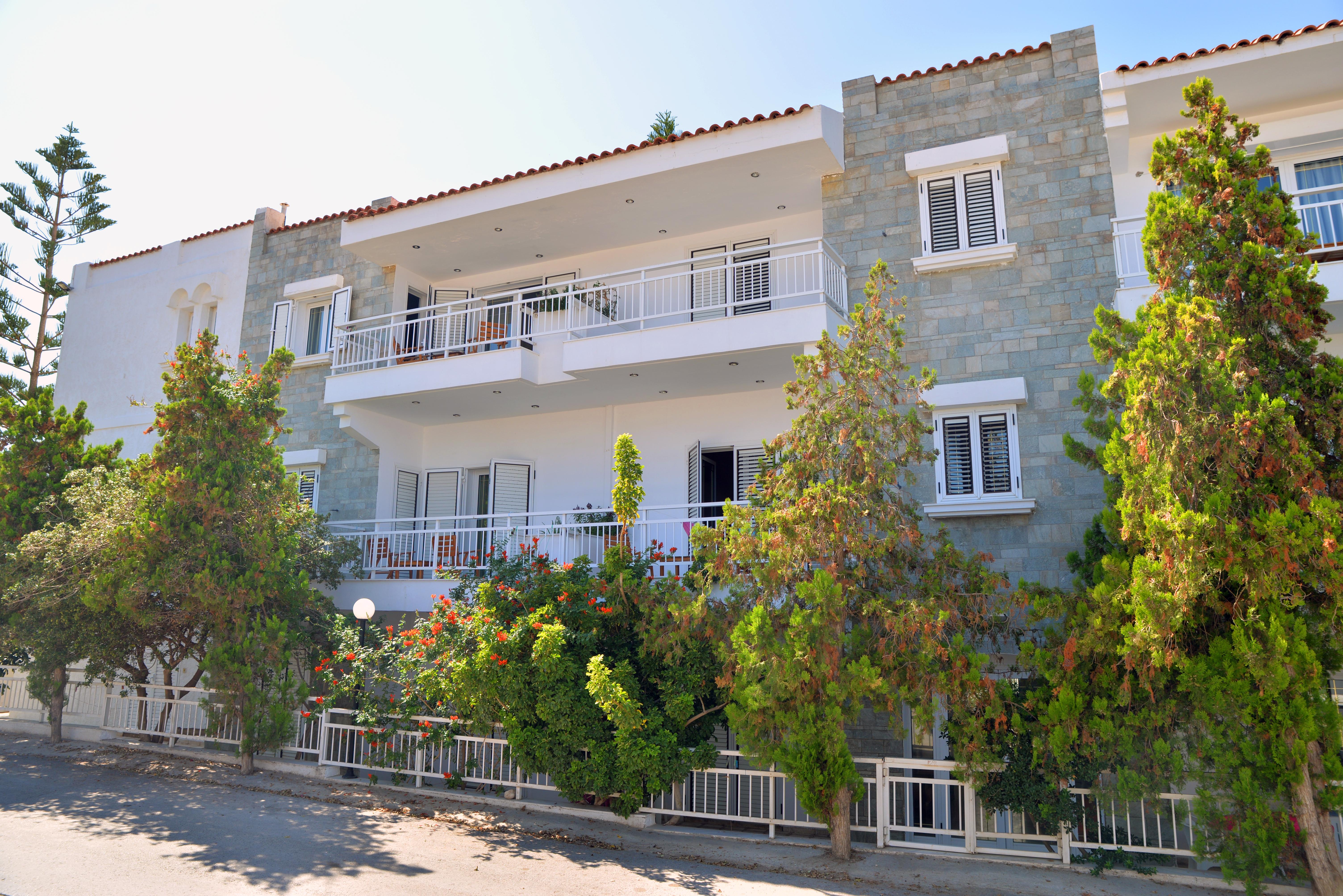 Hotel Anna Apartments Kokkini Hani Exteriör bild